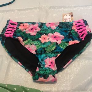 Full coverage bikini bottom